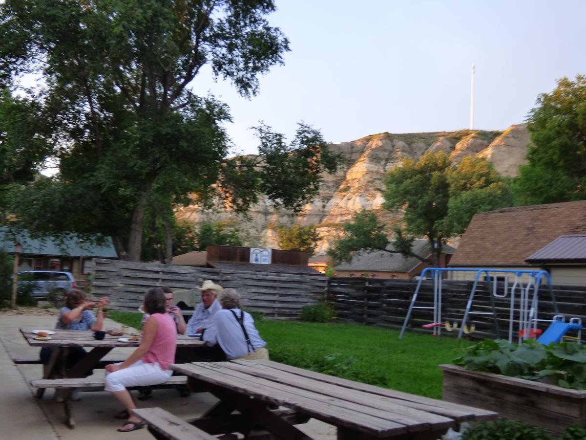 Amble Inn เมโดรา ภายนอก รูปภาพ